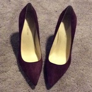 Burgundy suede pumps size 9